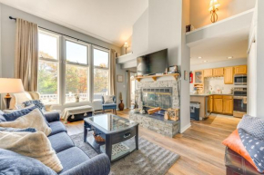 Less Than 1 Mi to Boulder Lake and Skiing Family Retreat! Lake Harmony